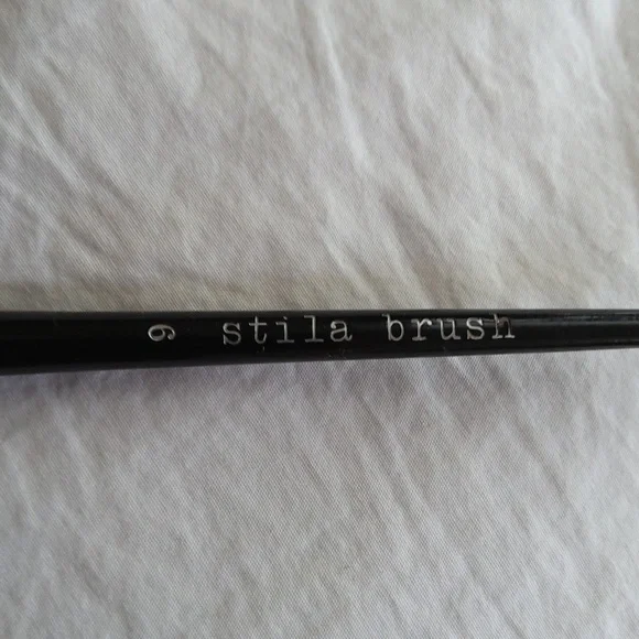 STILA Brush #6 - Picture 3 of 3